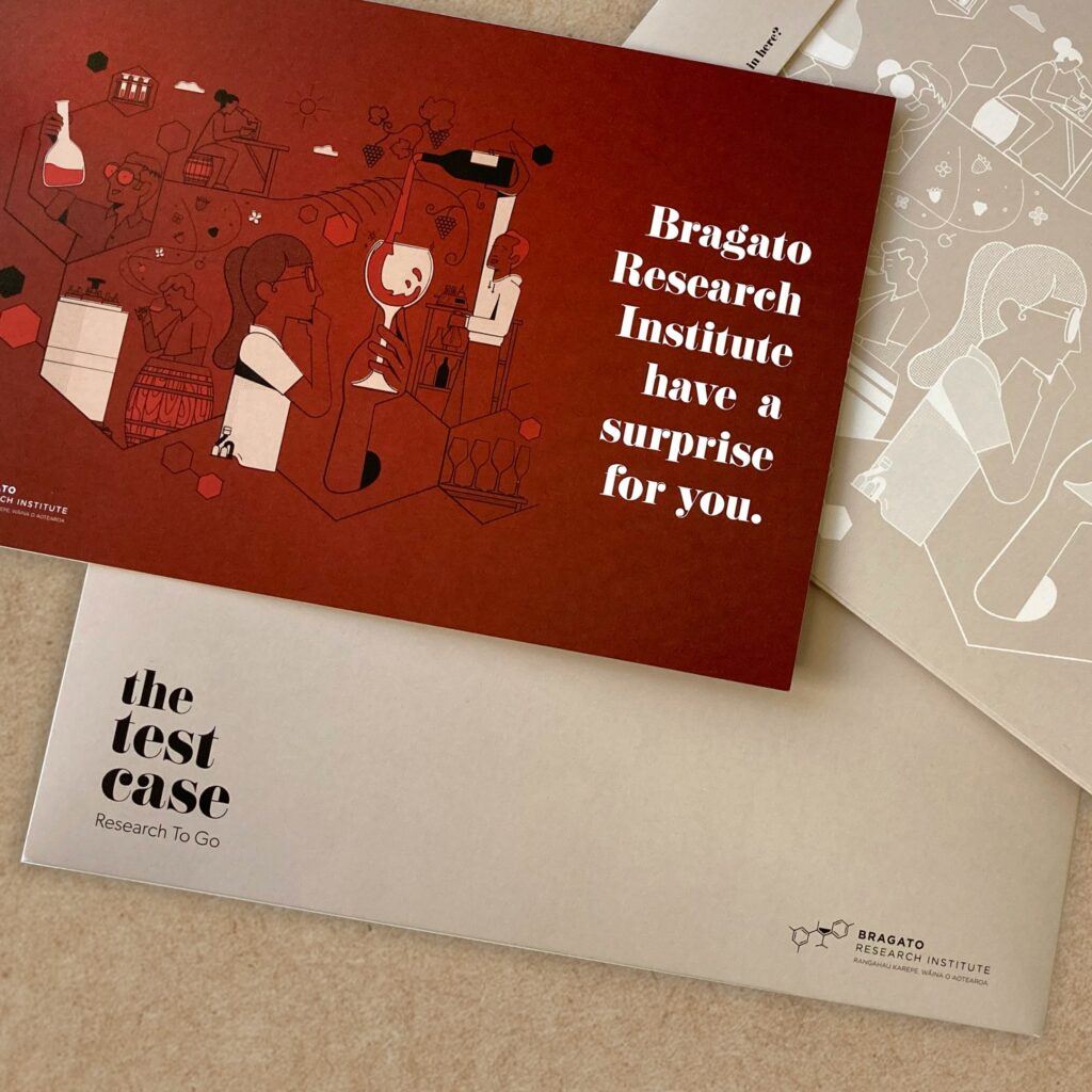 BRI - test case - square 13 A red envelope with a picture of a man and a woman.